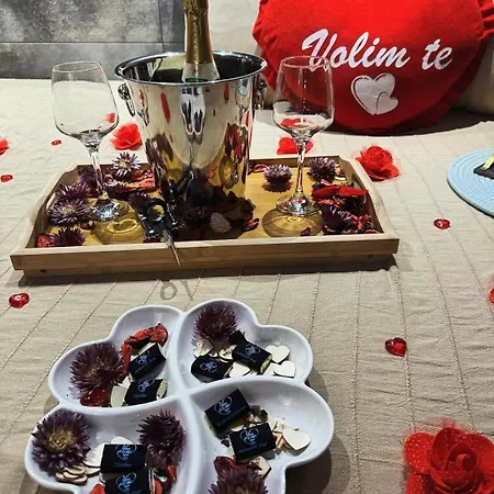 公寓 & Me 兹拉蒂博尔